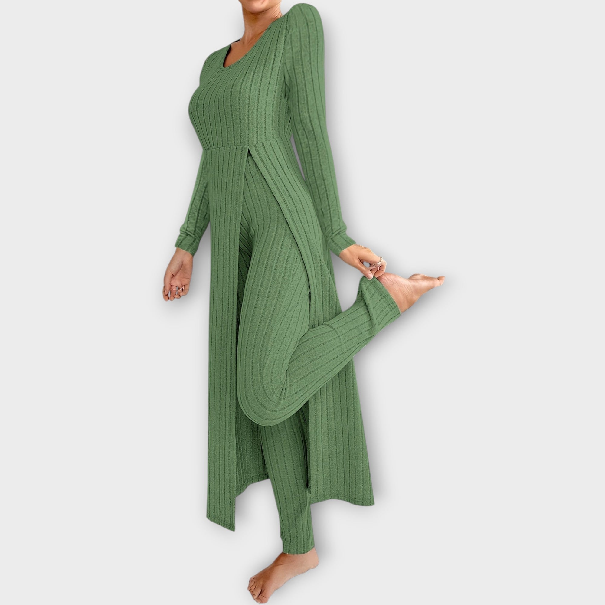 Conjunto Lounge de Punto Acanalado con Túnica de Escote en V
