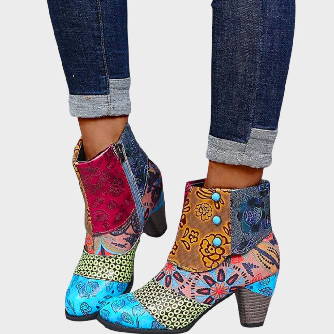 Mina - Botas Cortas con Estampado