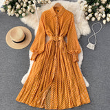 Vestido Plisado de Chifón con Lunares