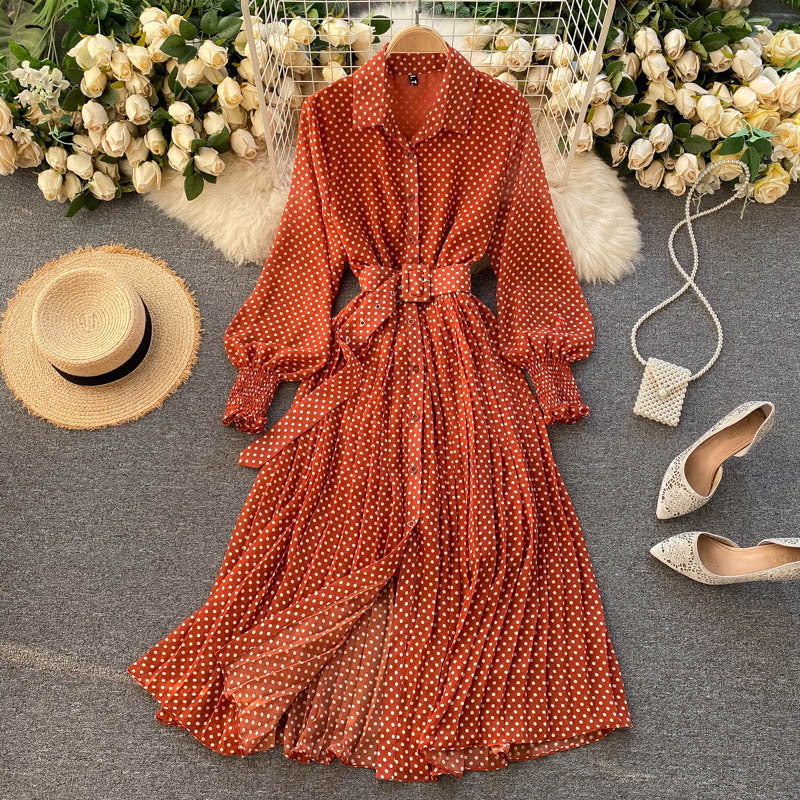 Vestido Plisado de Chifón con Lunares