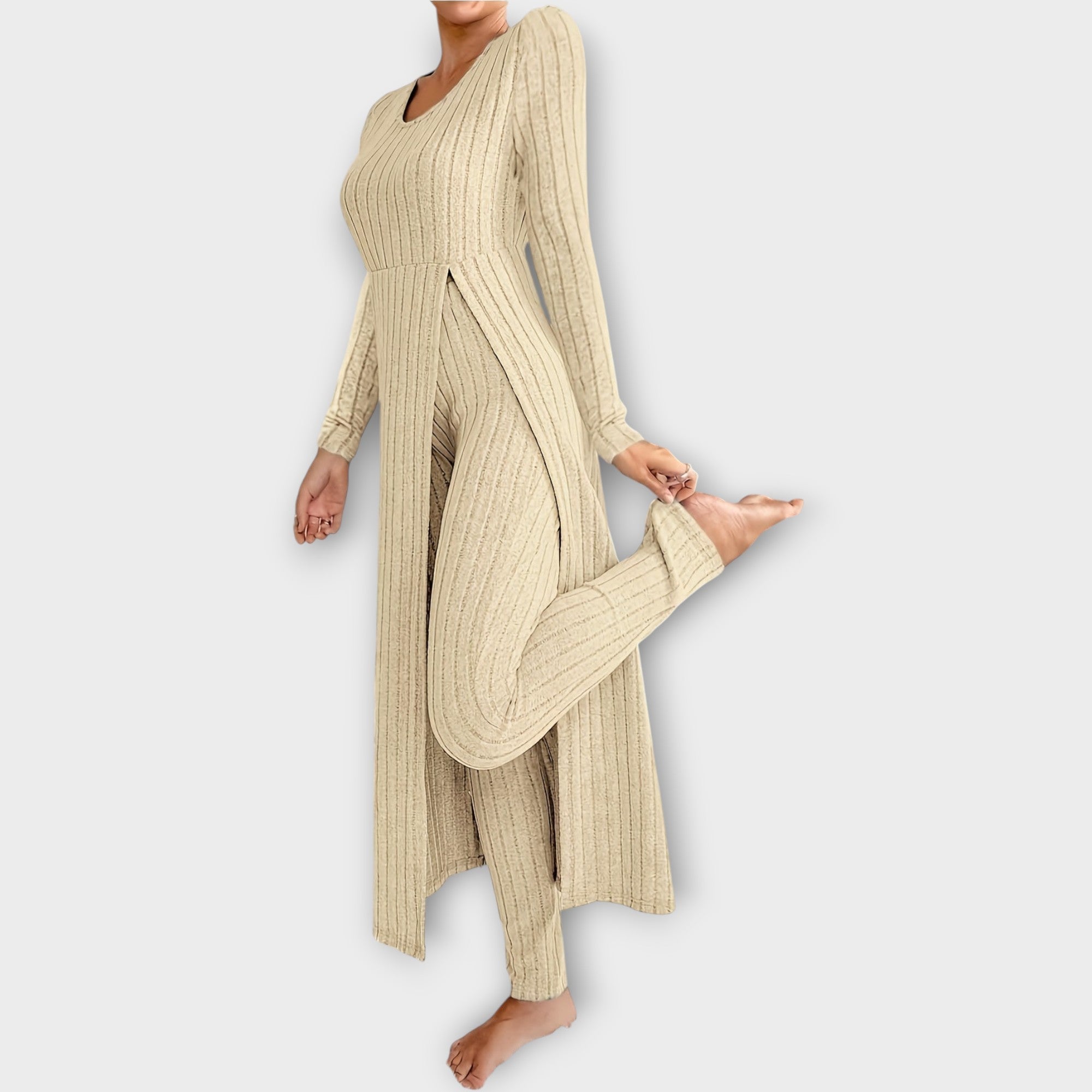 Conjunto Lounge de Punto Acanalado con Túnica de Escote en V