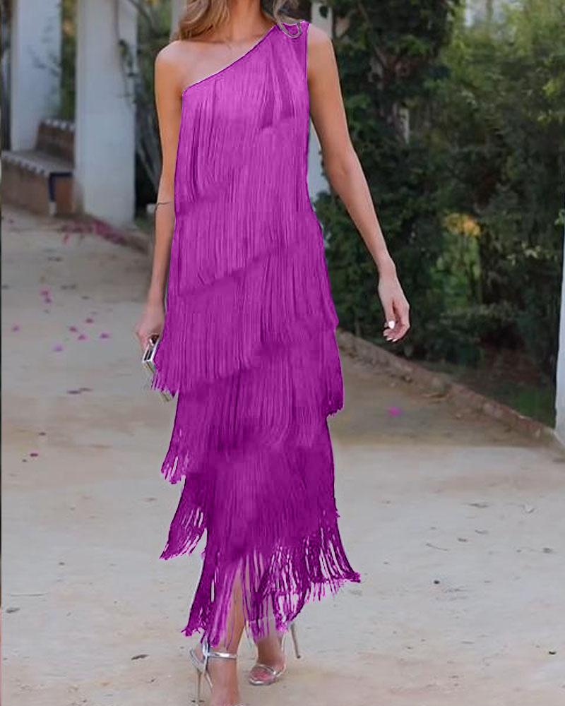 Vestido de flecos elegante Maya con hombros al aire