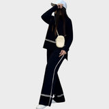 Kendall Conjunto Suéter y Pantalón