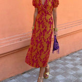 Aria™ - Elegante vestido de escote en V profundo con patrón de hojas