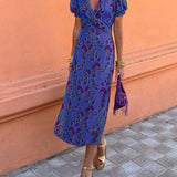 Aria™ - Elegante vestido de escote en V profundo con patrón de hojas