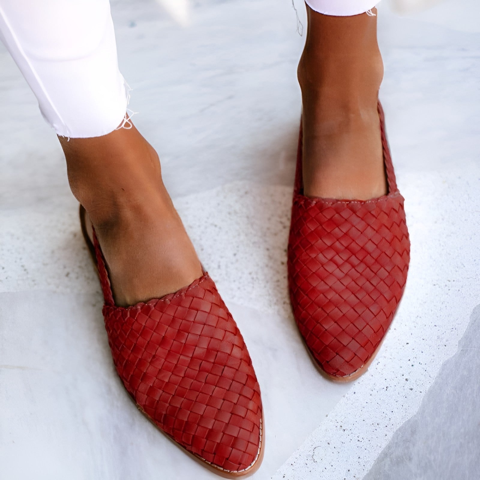 Whisper - Sandalias de piel trenzada elegantes para mujer