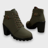 Aisha | Botas Ortopédicas con Hebilla & Tacón Chunky