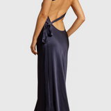Lucra Vestido Maxi con Tirantes Diagonales y Espalda Descubierta