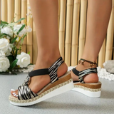 María® | Orthopedic Sandals With Tailored Support
