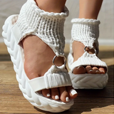Frieda® | The elegant platform sandals with a crochet pattern