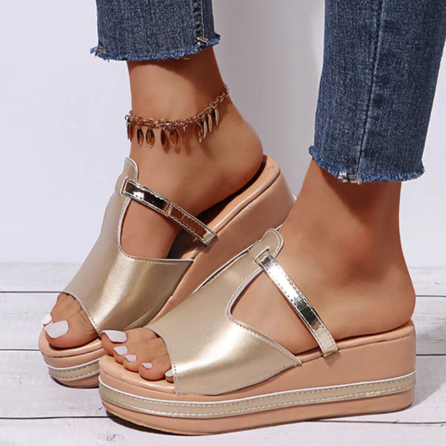 Liliana® | Fashionable, Orthopedic Sandals With High Soles