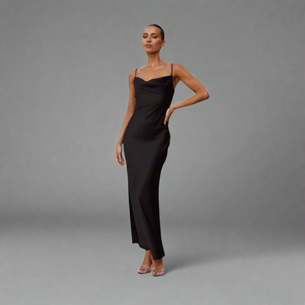 Claudia | Vestido de Satén Sofisticado para Ocasiones Inolvidables